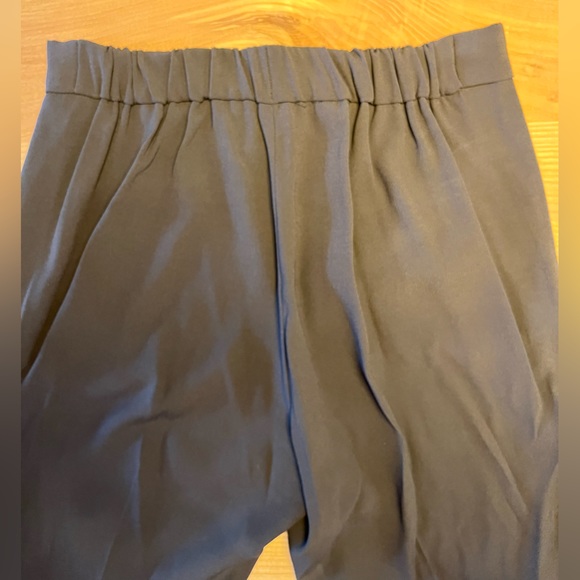 Aritzia Babaton Conan pant, size 6, olive green - Picture 5 of 6